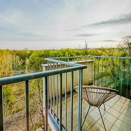 Maraton Gardens - Modern In Central - Old Town *