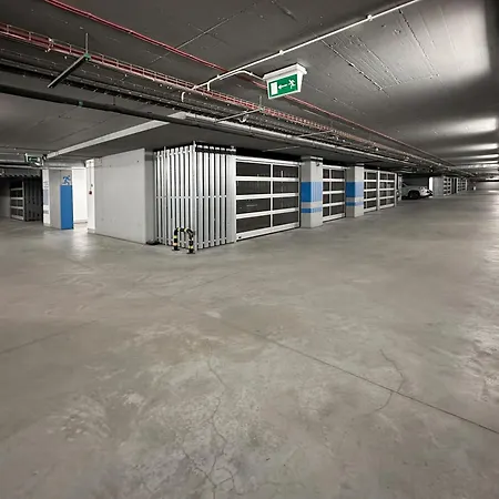 شقة Maraton Gardens - Modern In Central - Old Town
